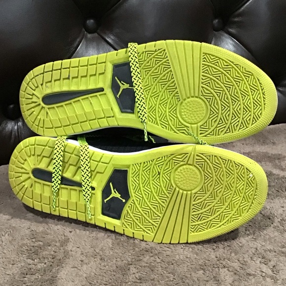 Jordan Black and Neon Green Sneakers - Picture 6 of 6